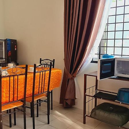 バンティング Anjung Klia House 72 With Neflixヴィラ エクステリア 写真